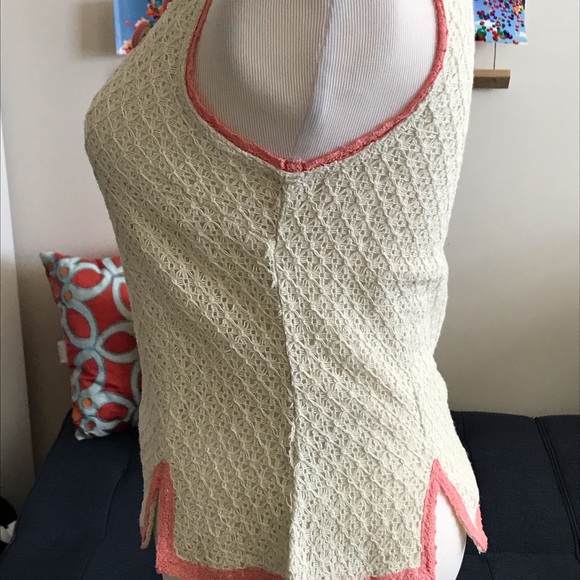 NWT Cream and Pink Top Size S - Picture 4 of 6